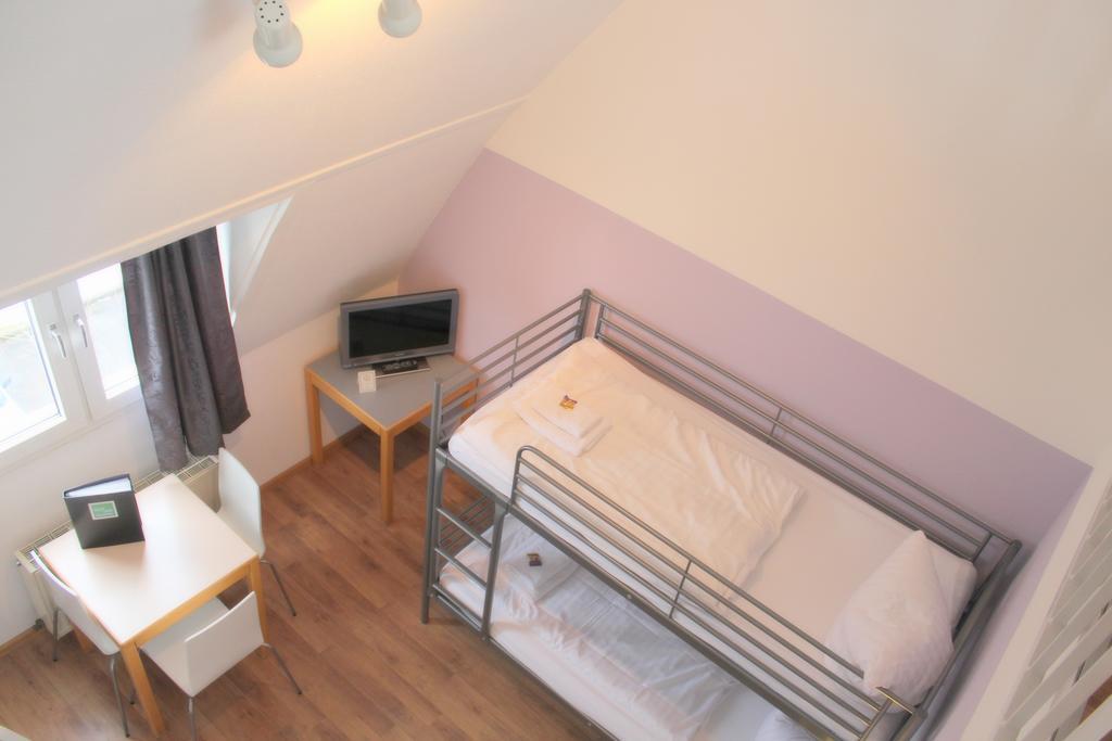 Stayinn Hostel Und Gaestehaus Freiburg im Breisgau Pokoj fotografie